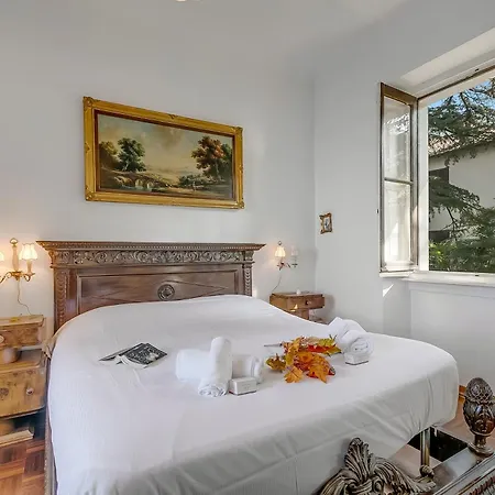 Incanto Sul Lago: Lakefront, Garden & Balconies