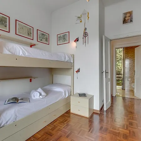 Villa Incanto Sul Lago: Lakefront, Garden & Balconies Laveno-Mombello
