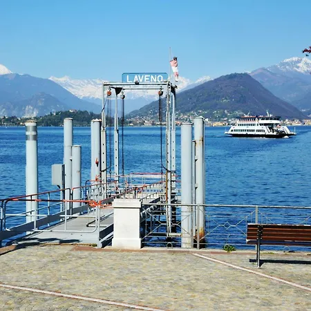 Incanto Sul Lago: Lakefront, Garden & Balconies * Laveno-Mombello