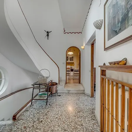 Incanto Sul Lago: Lakefront, Garden & Balconies *